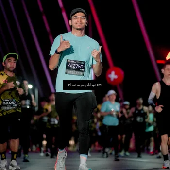 Runner Photo 6690016