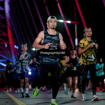 Runner Photo 6690054