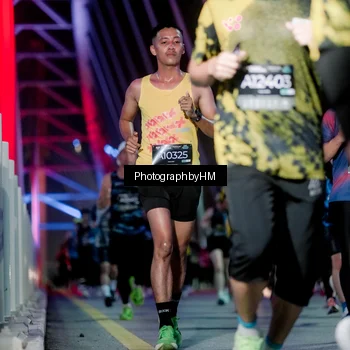 Runner Photo 6690055