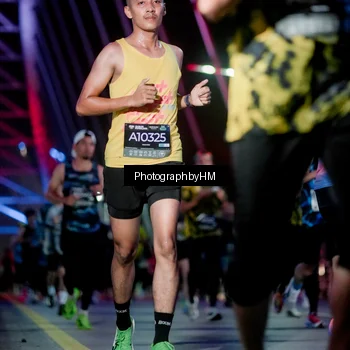Runner Photo 6690072