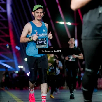 Runner Photo 6690114