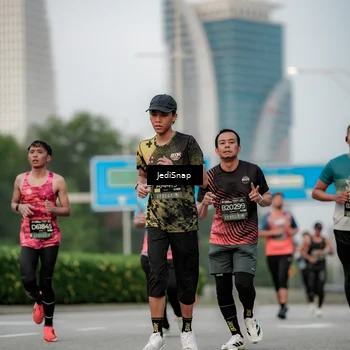 Runner Photo 6690125