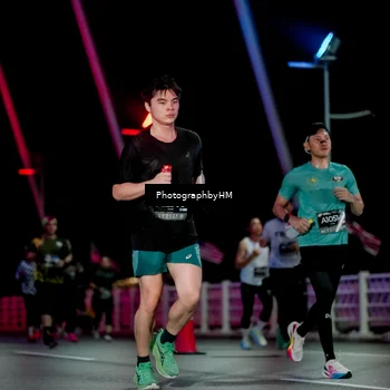 Runner Photo 6690146