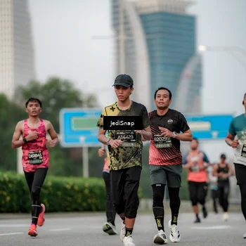 Runner Photo 6690153