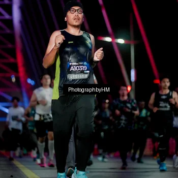 Runner Photo 6690192