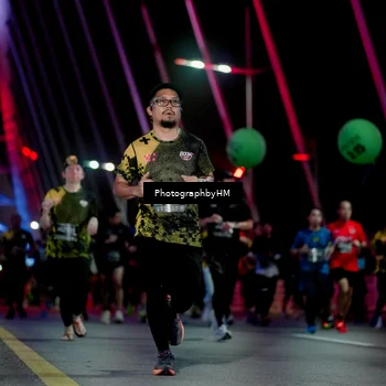Runner Photo 6690246
