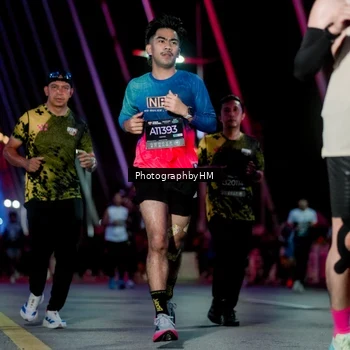 Runner Photo 6690411