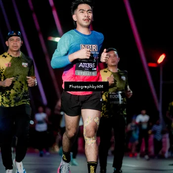 Runner Photo 6690421