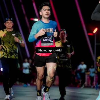 Runner Photo 6690429