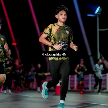 Runner Photo 6690439