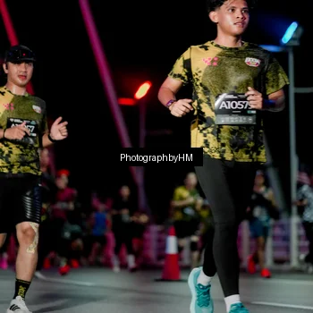Runner Photo 6690440