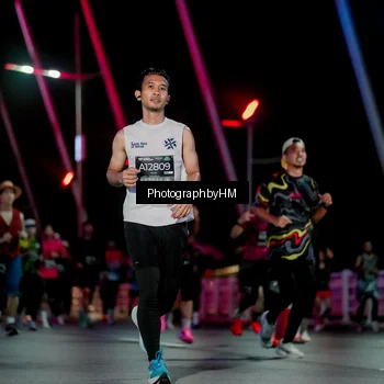 Runner Photo 6690450