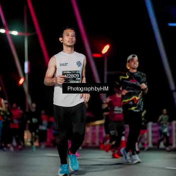 Runner Photo 6690451