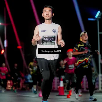 Runner Photo 6690458