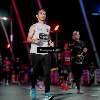 Runner Photo 6690459