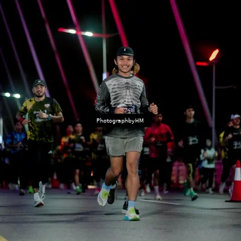 Runner Photo 6690469