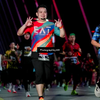 Runner Photo 6690485
