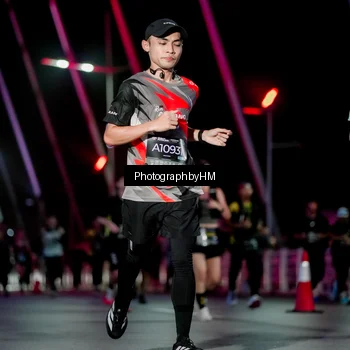 Runner Photo 6690583