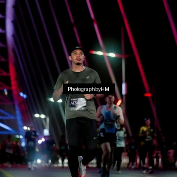 Runner Photo 6690587