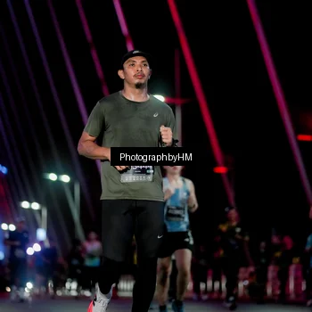 Runner Photo 6690597