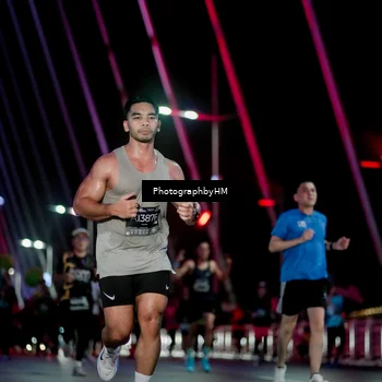 Runner Photo 6690615