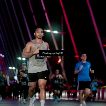 Runner Photo 6690616