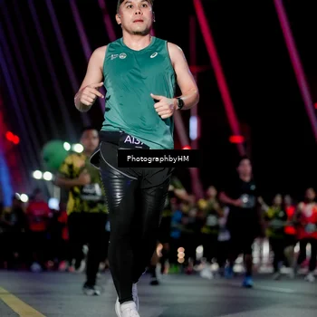 Runner Photo 6690674
