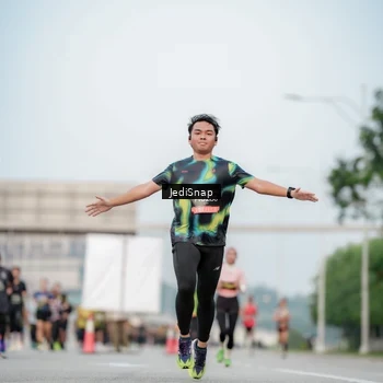 Runner Photo 6690680