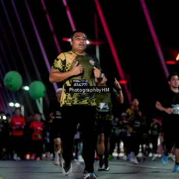Runner Photo 6690684