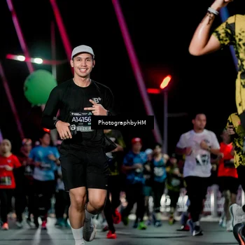 Runner Photo 6690705