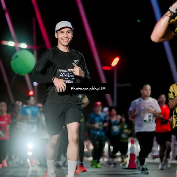 Runner Photo 6690710