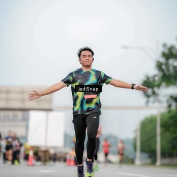 Runner Photo 6690721