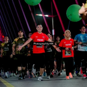 Runner Photo 6690735