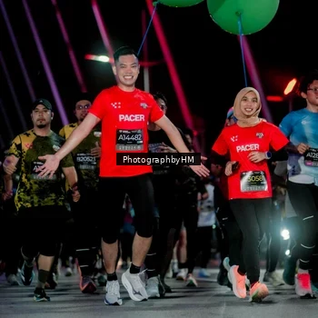 Runner Photo 6690736