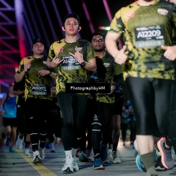 Runner Photo 6690756