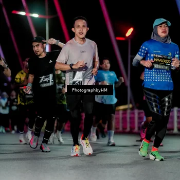 Runner Photo 6690868