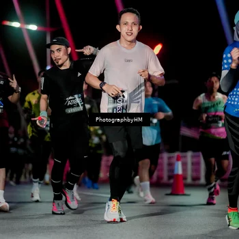 Runner Photo 6690892