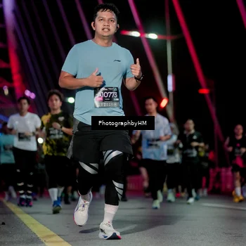 Runner Photo 6690893