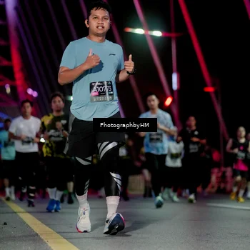 Runner Photo 6690897