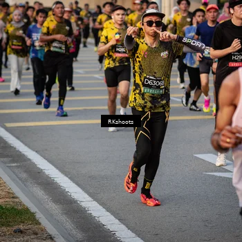 Runner Photo 6690900