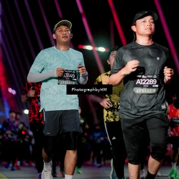 Runner Photo 6690913