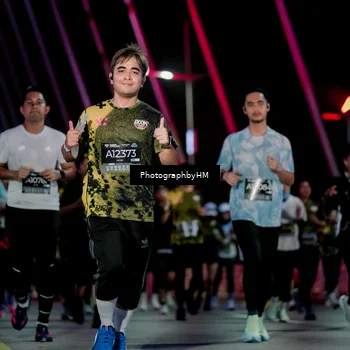 Runner Photo 6690915