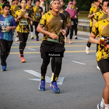 Runner Photo 6690918