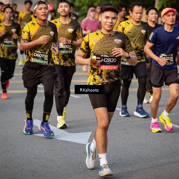 Runner Photo 6690925