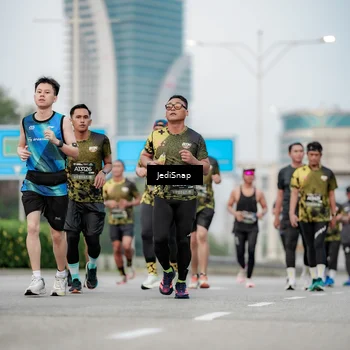Runner Photo 6690974