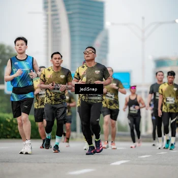 Runner Photo 6691045