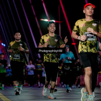 Runner Photo 6691049