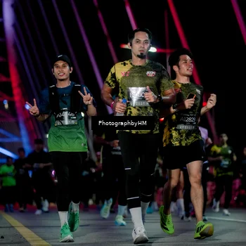 Runner Photo 6691067