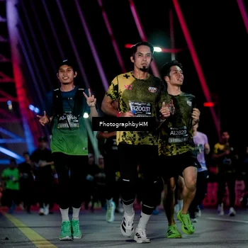 Runner Photo 6691094