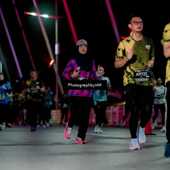 Runner Photo 6691143